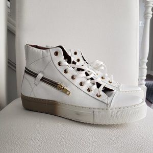 Bacco Bucci High Tops - 7 1/2